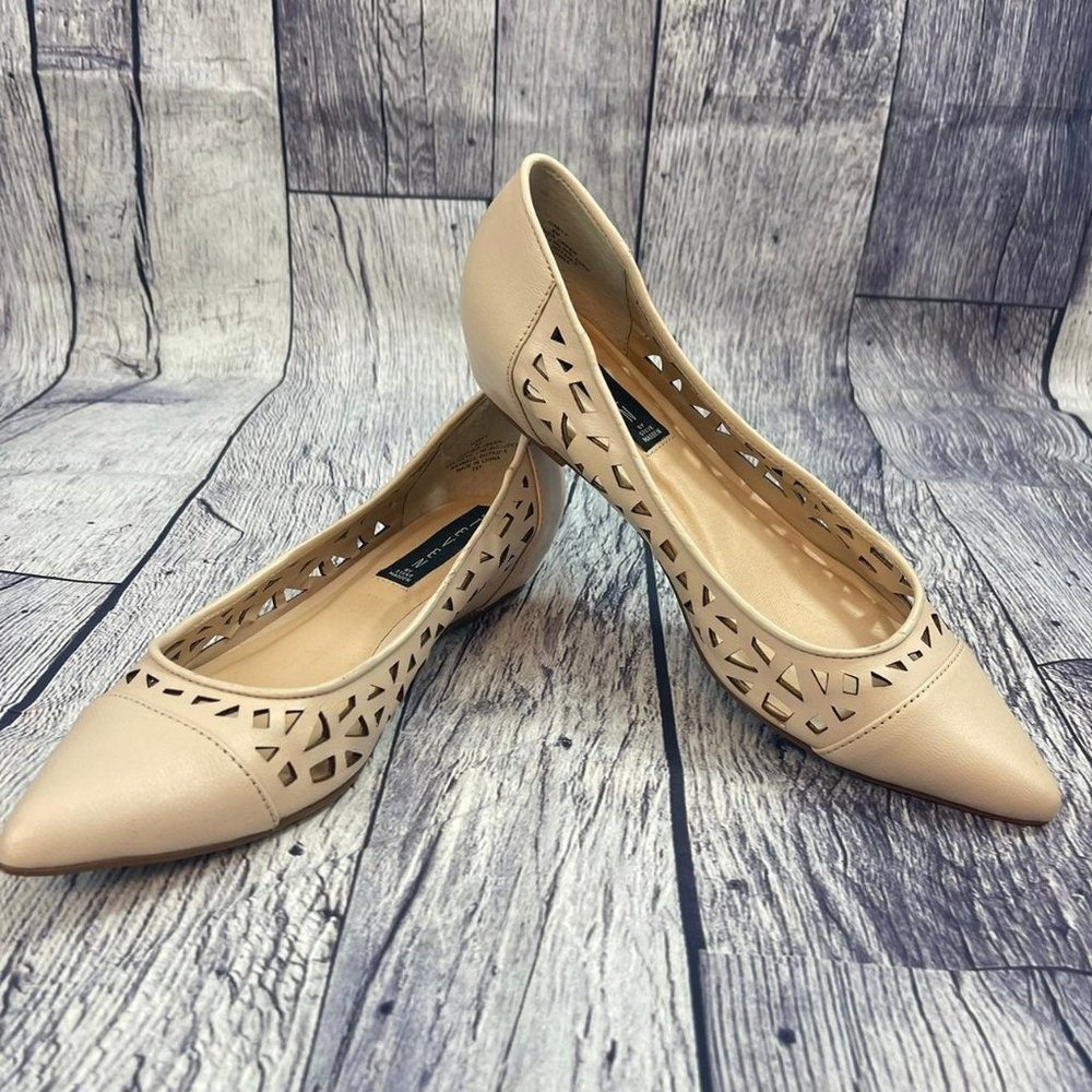Steve Madden Gabyy Women's size 8 Leather Perforated Flats Slip On Shoes Tan - Picture 10 of 11